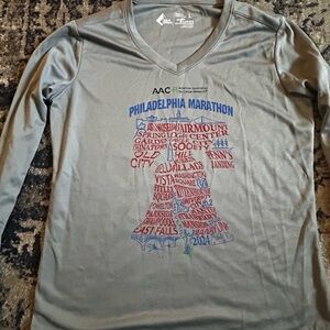 Philadelphia Marathon Gray Long Sleeve Shirt